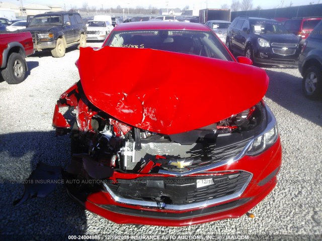 1G1BC5SM7H7265071 - 2017 CHEVROLET CRUZE RED photo 6