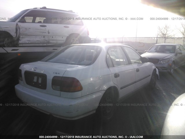 1HGEJ6674WL010324 - 1998 HONDA CIVIC LX WHITE photo 4