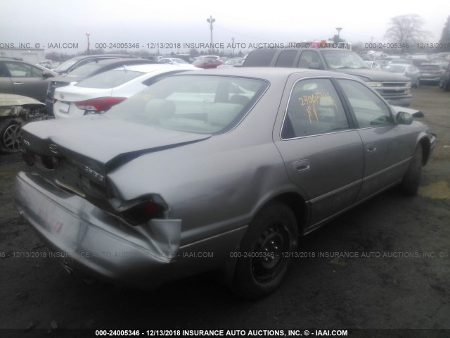 4T1BG22KXVU006432 - 1997 TOYOTA CAMRY CE/LE/XLE GOLD photo 4