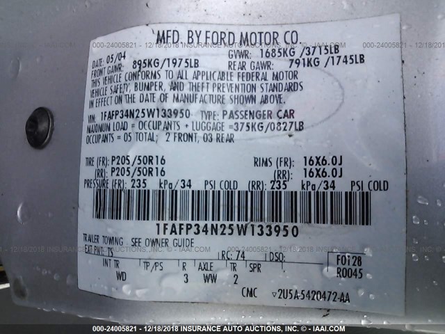 1FAFP34N25W133950 - 2005 FORD FOCUS ZX4 SILVER photo 9