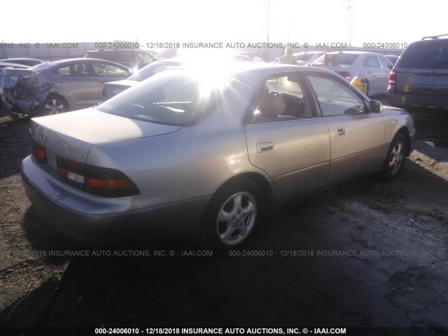 JT8BF22G4V0056851 - 1997 LEXUS ES 300 GOLD photo 4