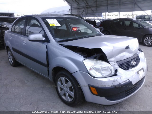 KNADE123X86394337 - 2008 KIA RIO LX/SX SILVER photo 1