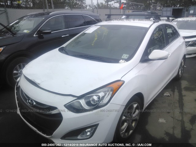 KMHD35LH9EU174023 - 2014 HYUNDAI ELANTRA GT WHITE photo 2