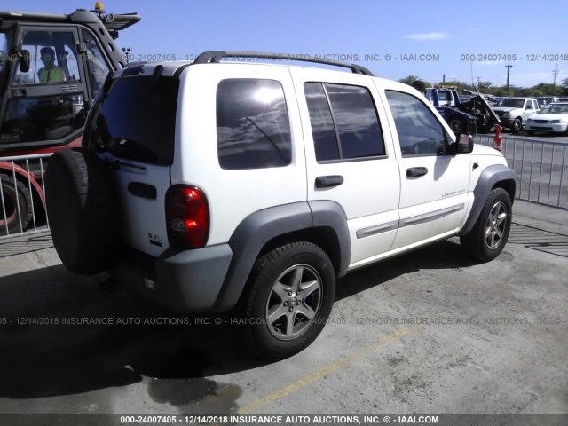 1J8GL48K43W534082 - 2003 JEEP LIBERTY SPORT/FREEDOM WHITE photo 4