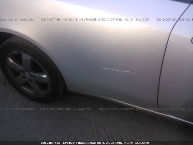 1G2ZH17N494141381 - 2009 PONTIAC G6 GT SILVER photo 6