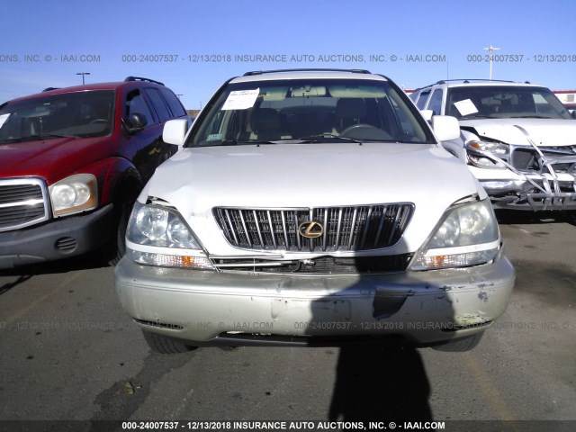 JT6HF10U3Y0128827 - 2000 LEXUS RX 300 WHITE photo 6