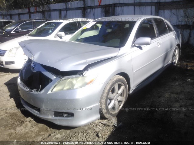 4T1BE46K07U069408 - 2007 TOYOTA CAMRY NEW GENERAT CE/LE/XLE/SE SILVER photo 2
