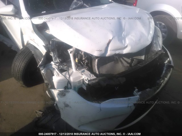 4T1BF1FK6GU265378 - 2016 TOYOTA CAMRY LE/XLE/SE/XSE WHITE photo 6