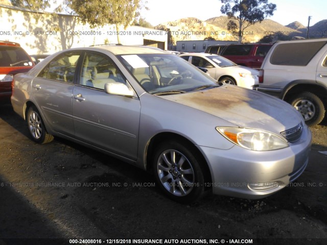 4T1BE32K14U937766 - 2004 TOYOTA CAMRY LE/XLE/SE SILVER photo 1