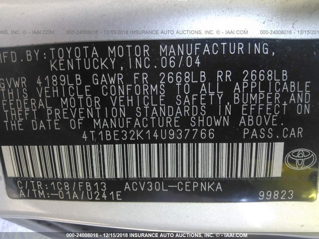 4T1BE32K14U937766 - 2004 TOYOTA CAMRY LE/XLE/SE SILVER photo 9