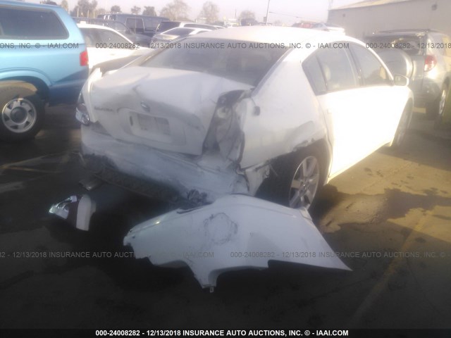 1N4BA41E66C831989 - 2006 NISSAN MAXIMA SE/SL WHITE photo 4