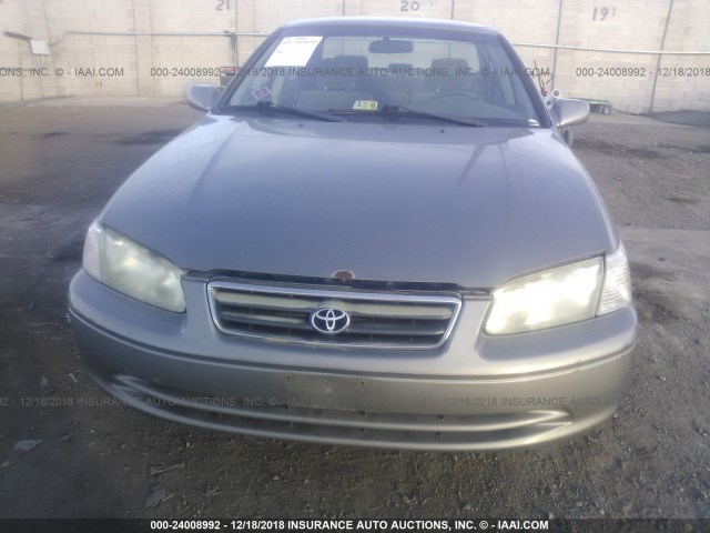 4T1BG22K71U046252 - 2001 TOYOTA CAMRY CE/LE/XLE TAN photo 6