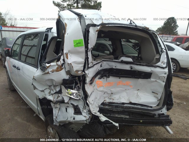 2C4RDGBGXKR524845 - 2019 DODGE GRAND CARAVAN SE WHITE photo 6