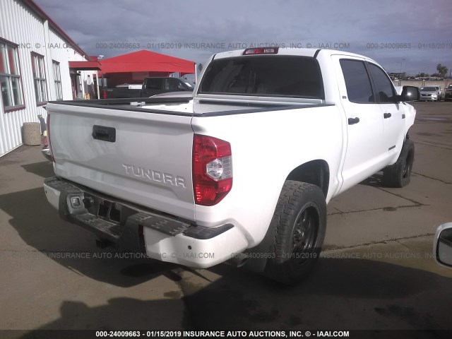 5TFEW5F18GX195493 - 2016 TOYOTA TUNDRA CREWMAX SR5 WHITE photo 4