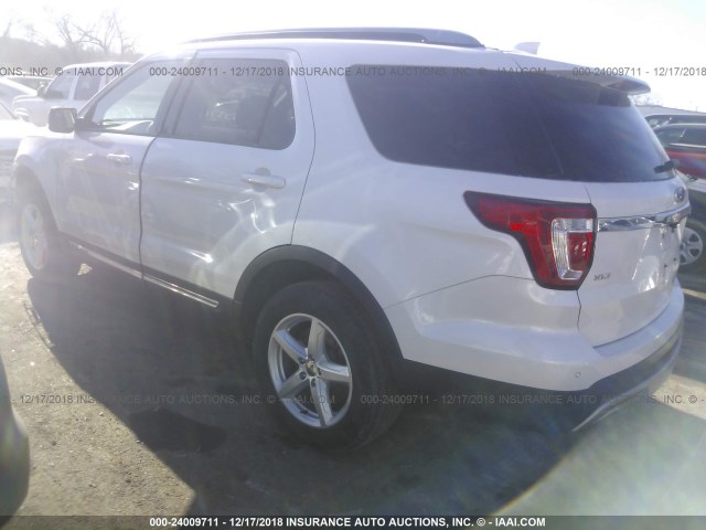 1FM5K8DH5HGC26578 - 2017 FORD EXPLORER XLT WHITE photo 3