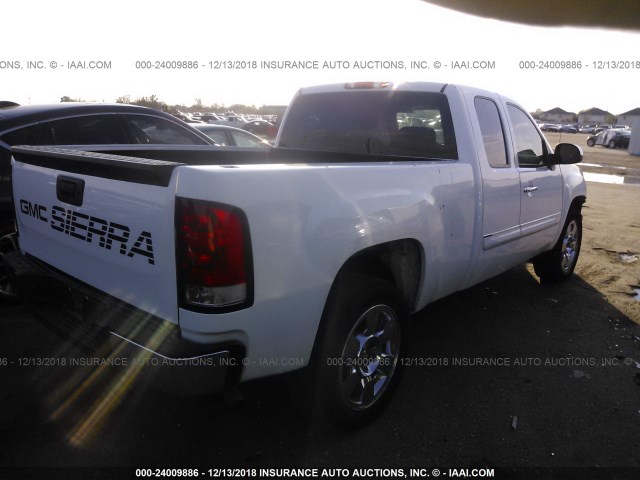 1GTR1VE02BZ441329 - 2011 GMC SIERRA C1500 SLE WHITE photo 4