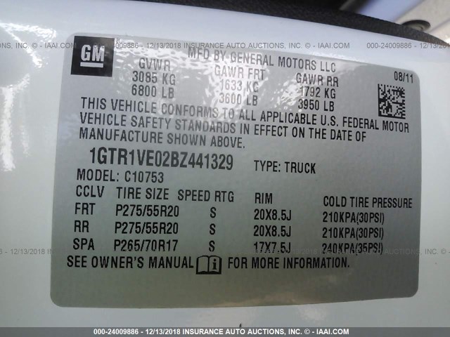 1GTR1VE02BZ441329 - 2011 GMC SIERRA C1500 SLE WHITE photo 9