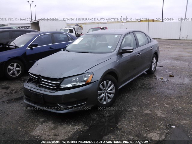 1VWAT7A3XFC080036 - 2015 VOLKSWAGEN PASSAT S GRAY photo 2