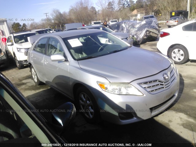 4T4BF3EK6BR146726 - 2011 TOYOTA CAMRY SE/LE/XLE GRAY photo 1