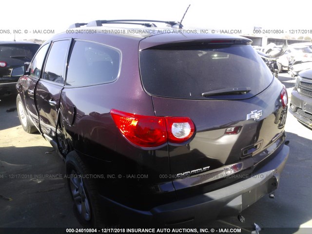 1GNER13D69S166497 - 2009 CHEVROLET TRAVERSE LS PURPLE photo 3