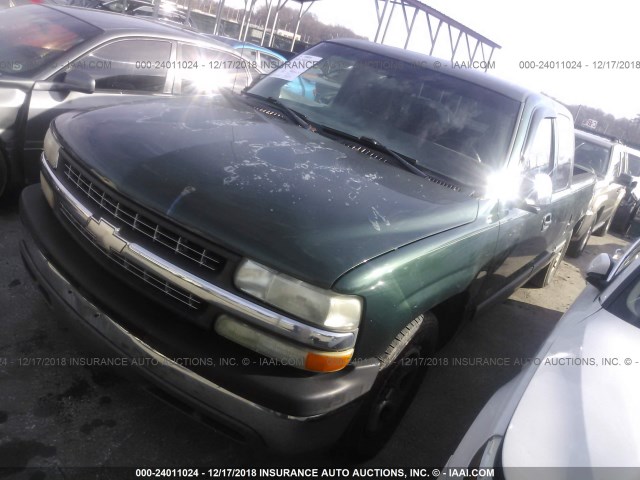 2GCEC19V411215100 - 2001 CHEVROLET SILVERADO C1500 GREEN photo 2