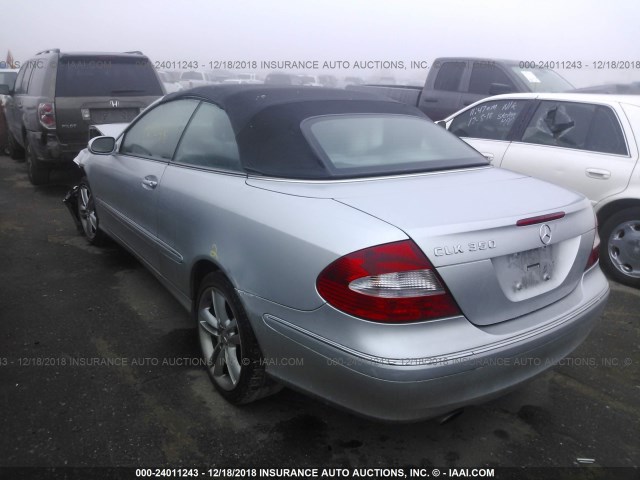 WDBTK56F47F219453 - 2007 MERCEDES-BENZ CLK 350 SILVER photo 3