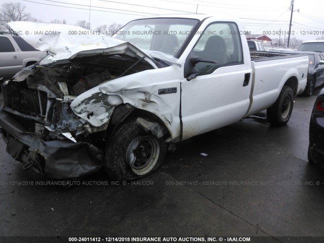 1FTSF30L82EA79975 - 2002 FORD F350 SRW SUPER DUTY WHITE photo 2