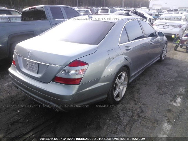 WDDNG71X18A232995 - 2008 MERCEDES-BENZ S 550 GRAY photo 4