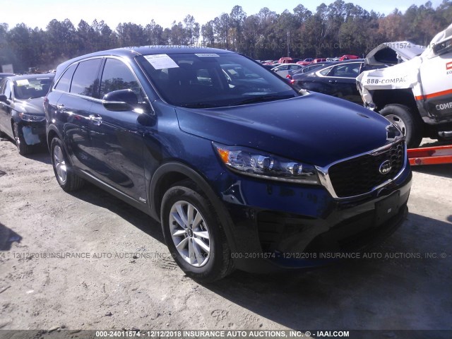 5XYPGDA56KG489917 - 2019 KIA SORENTO LX/L BLUE photo 1