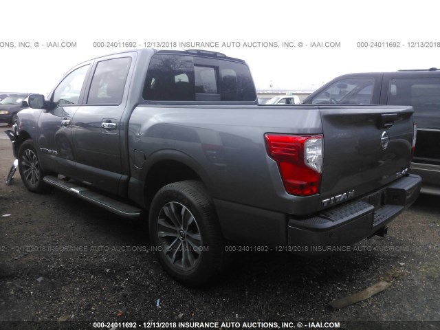 1N6AA1E51JN526859 - 2018 NISSAN TITAN SV/SL/PRO-4X/PLAT RES GRAY photo 3