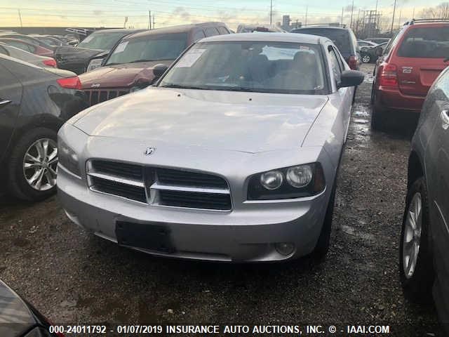 2B3KA33VX9H590460 - 2009 DODGE CHARGER SXT SILVER photo 2