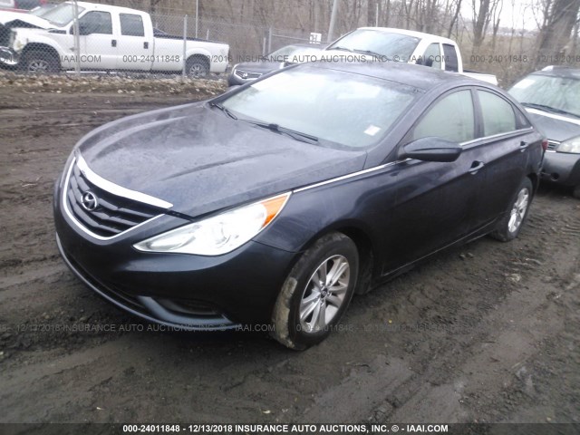 5NPEB4AC7BH144649 - 2011 HYUNDAI SONATA GLS BLUE photo 2