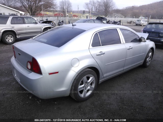 1G1ZB5EB4AF303508 - 2010 CHEVROLET MALIBU LS 银色 照片 4