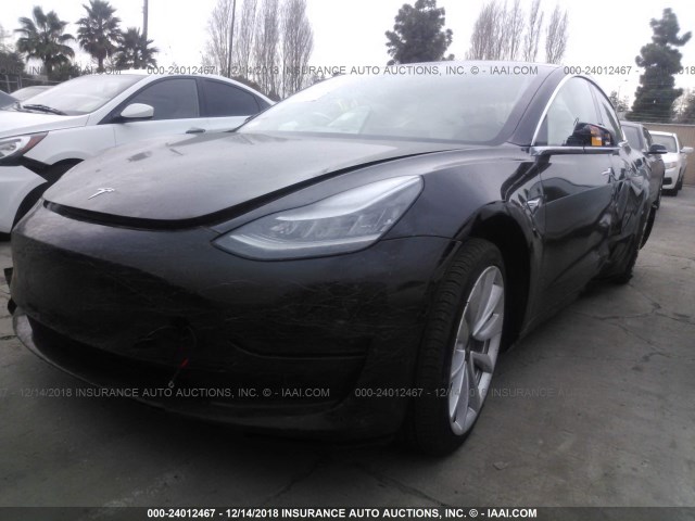 5YJ3E1EB1JF111724 - 2018 TESLA MODEL 3 BLACK photo 2