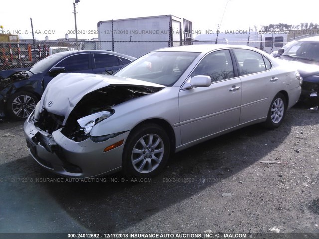 JTHBF30G425024473 - 2002 LEXUS ES 300 SILVER photo 2