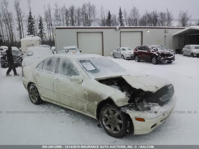 WDBRF81J63F353158 - 2003 MERCEDES-BENZ C 240 4MATIC WHITE photo 1