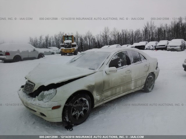 WDBRF81J63F353158 - 2003 MERCEDES-BENZ C 240 4MATIC WHITE photo 2