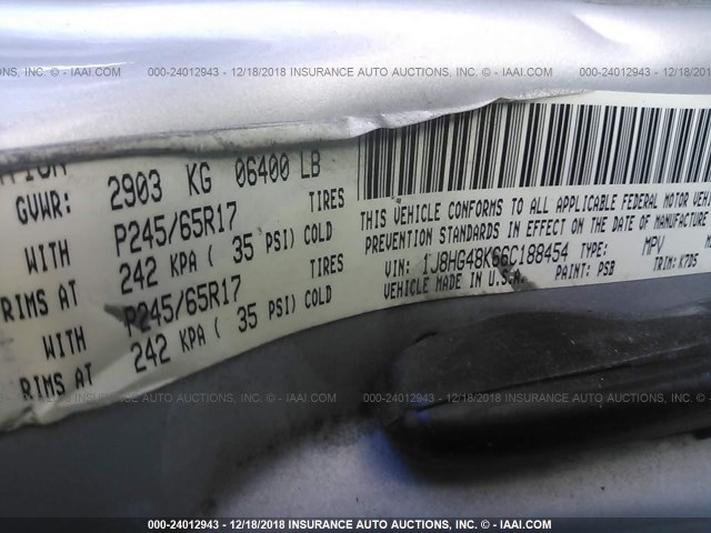 1J8HG48K66C188454 - 2006 JEEP COMMANDER SILVER photo 9