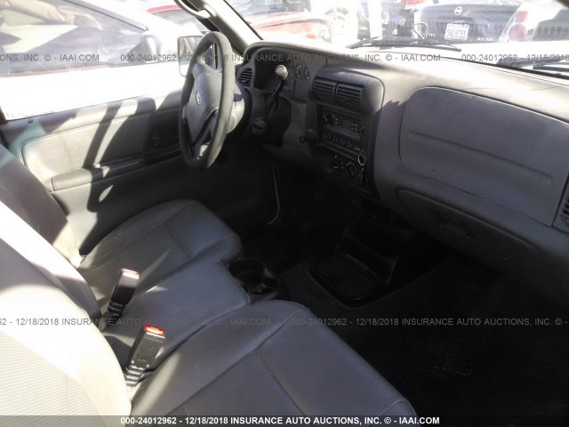 1FTKR1AD3BPB02182 - 2011 FORD RANGER WHITE photo 5