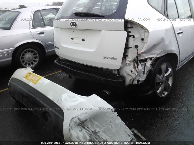 KNAFG526077040484 - 2007 KIA RONDO LX/EX WHITE photo 6