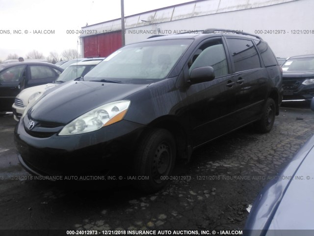 5TDZK23C67S028105 - 2007 TOYOTA SIENNA CE/LE BLACK photo 2