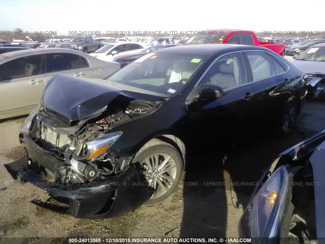 4T1BF1FK0FU995396 - 2015 TOYOTA CAMRY LE/XLE/SE/XSE BLACK photo 2