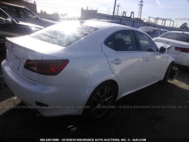 JTHBK262785057249 - 2008 LEXUS IS 250 WHITE photo 4