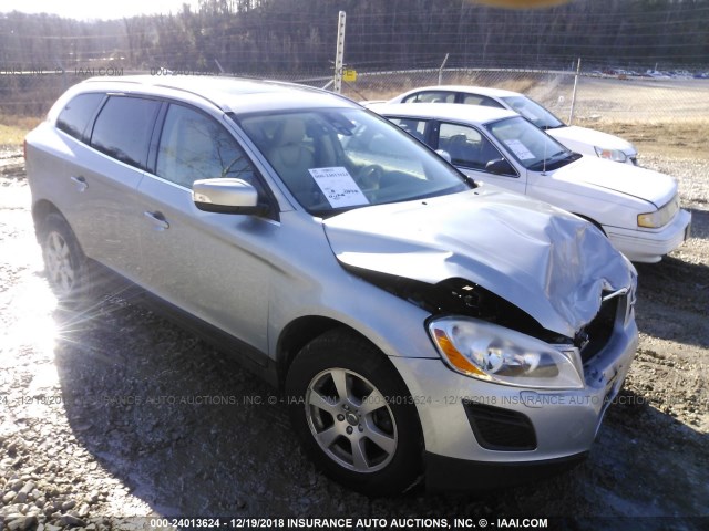 YV4940DZ8B2208314 - 2011 VOLVO XC60 3.2 SILVER photo 1