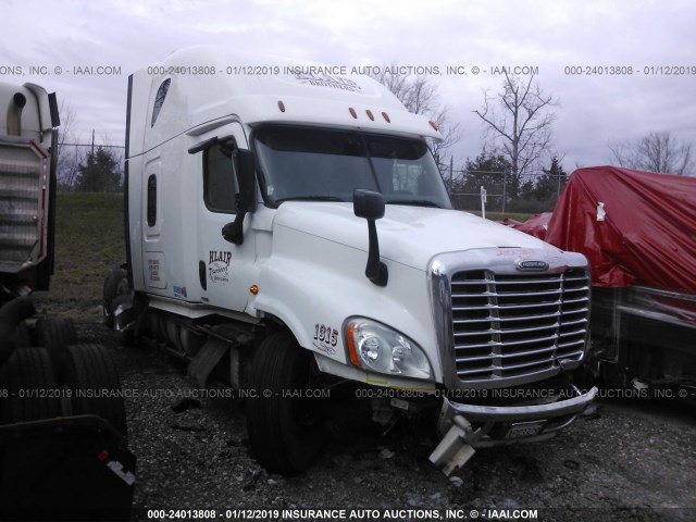 3AKJGLDR4JSJD2696 - 2018 FREIGHTLINER CASCADIA 125  Unknown photo 1