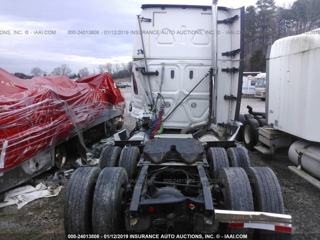 3AKJGLDR4JSJD2696 - 2018 FREIGHTLINER CASCADIA 125  Unknown photo 8