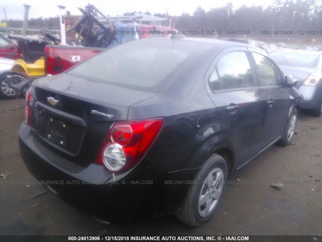 1G1JA5SGXF4141192 - 2015 CHEVROLET SONIC LS 黑色 照片 4