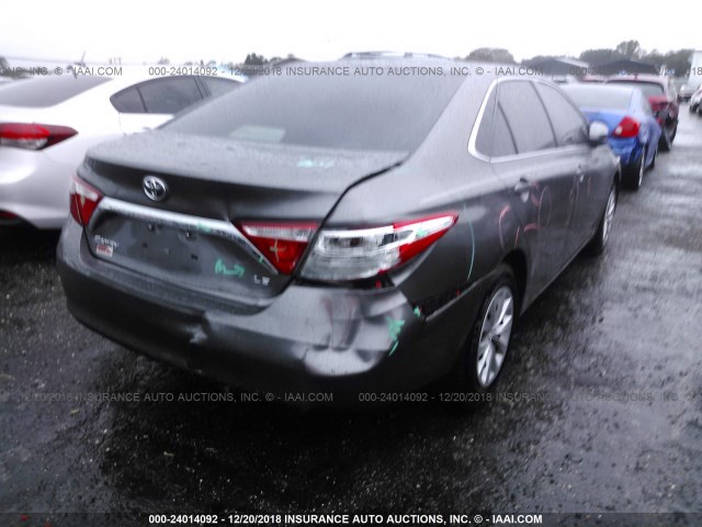 4T1BF1FK5FU027262 - 2015 TOYOTA CAMRY LE/XLE/SE/XSE 灰色 照片 6