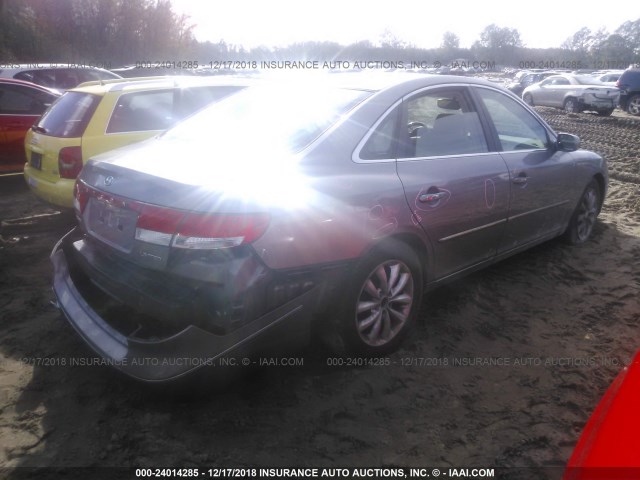 KMHFC46F26A050255 - 2006 HYUNDAI AZERA SE/LIMITED SILVER photo 4