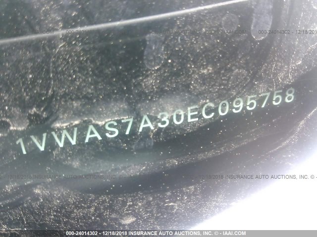 1VWAS7A30EC095758 - 2014 VOLKSWAGEN PASSAT S SILVER photo 9